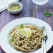 2 porce

=== Ingredience ===
polovina balení celozrnných špaget
2 lžíce práškového bio zeleniového vývaru vurzel, budeme v něm vařit špagety (mají v DM)
1/3 hrnku vyloupaných pistácií + 1 hrnek horké vody na namočení oříšků
2 lžíce panenského olivového oleje
1 lžíce pokrájeného česneku
1/2 citrónu, vymačkat šťávu
sůl, pepř
2 lžíce čerstvé bazalky
1 lžička koření paprikové vločky, červené
3 stroužky česneku, nakrájené na drobno

=== Příprava ===
Namočte si oloupané pistácie do horké vody, alespoň na hodinu.
Uvařte si špagety dle návodu, do vody na špagety přidejte práškový zeleninový vývar vurzel.

Nasáklé pistácie si dejte do mixéru, rozmixujte na jemnou pastovitou konzistenci, pokud je třeba, přidejte trošku vody.

Na velké pánvi si rozehřejte olivový olej a orestujte si česnek a červené paprikové vločky, restujte cca 2 minuty. Přidejte pistáciovou pastu. Dobře promíchejte.

Přendejte do pánve uvařené špagety a přidejte citronovou šťávu. Vše prohřejte a promíchejte. Na závěr posypte bazalkovými lístky.

Ihned servírujte ozdobené měsíčky citrónu.

Recept měl úspěch i u mého masožravého manžela : )