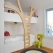 Místo žebříku postavte dětem strom. Horní větve navíc slouží jako zabrana proti pádu z postele.