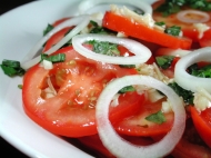 Rychlý rajčatový salát